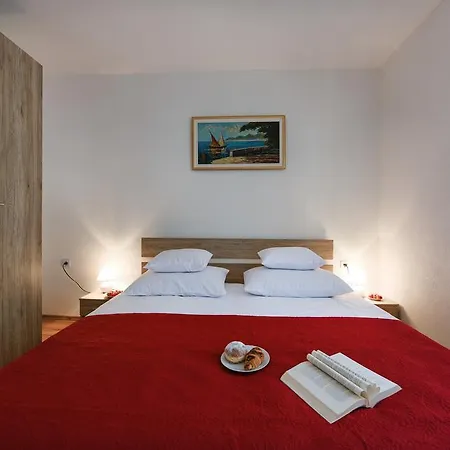 Orange With Heated Pool And Parking