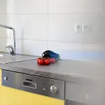 Orange With Heated Pool And Parking 펜션 *