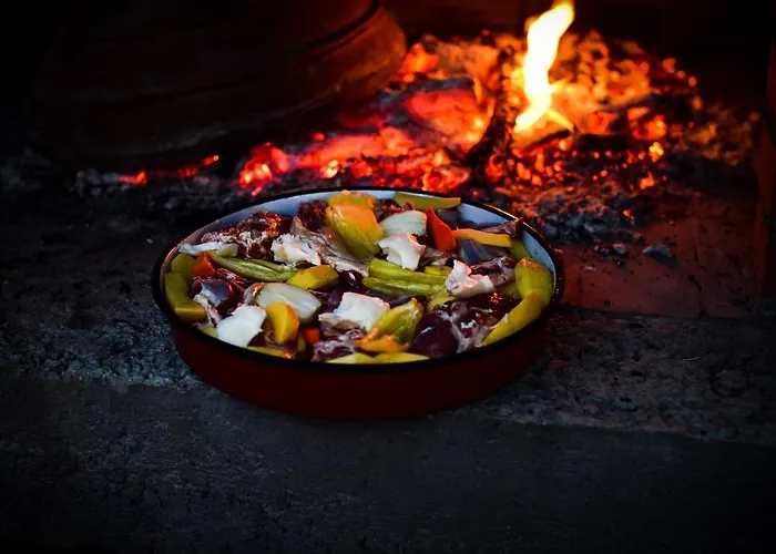 Orange With Heated Pool And Parking Nyaraló *