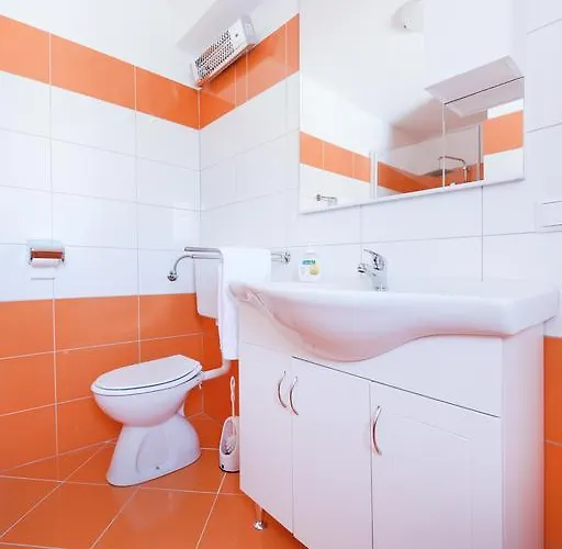 Orange With Heated Pool And Parking * 자다르